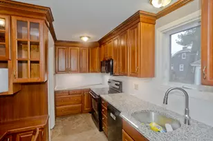 44 Meredith St, Springfield, MA 01108 - Photo 11