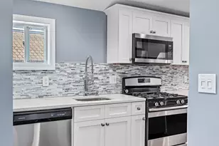 167 Lexington St, Boston, MA 02128 - Photo 9