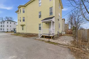 121 Winfield St, Worcester, MA 01602 - Photo 3