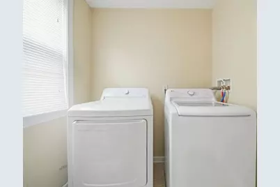 121 Winfield St., Worcester, MA 01602 - Photo 17