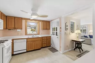 10 Wimbledon Dr, Yarmouth, MA 02673 - Photo 11