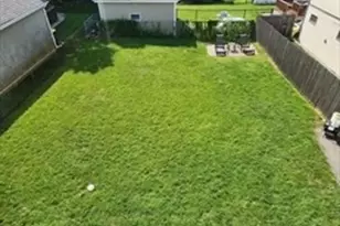 25 Lester St, Fall River, MA 02724 - Photo 13