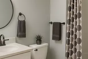 25 Lester St, Fall River, MA 02724 - Photo 9