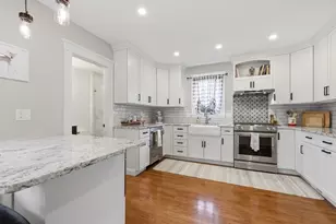 22 Brookhouse Dr, Marblehead, MA 01945 - Photo 11