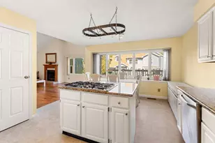 6 Orient Way, Salem, MA 01970 - Photo 15