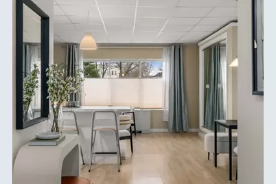 22 Chestnut Pl #M3, Brookline, MA 02445 - Photo 13