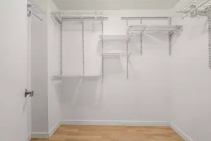 22 Chestnut Pl, Brookline, MA 02445 - Photo 15