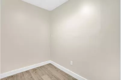 14 Adams St, Springfield, MA 01105 - Photo 21