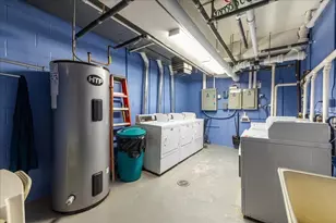 33 Lodgen Ct, Malden, MA 02148 - Photo 17