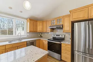 5 Hillcrest Rd, Bedford, MA 01730 - Photo 7