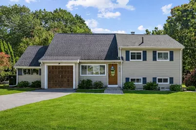 17 Oakvale Road, Framingham, MA 01701 - Photo 1