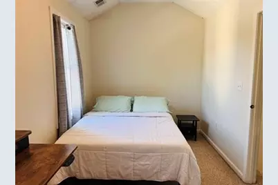 875 Old Plainville Rd #E, New Bedford, MA 02745 - Photo 7