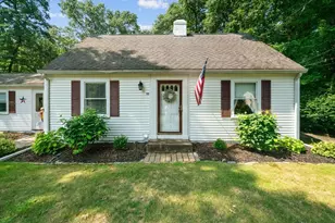 32 Anawan Rd, North Attleboro, MA 02760 - Photo 3