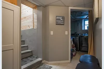 529 Stafford Rd, Fall River, MA 02721 - Photo 25