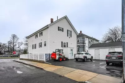 529 Stafford Rd, Fall River, MA 02721 - Photo 3
