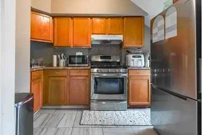 529 Stafford Rd, Fall River, MA 02721 - Photo 15