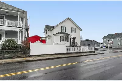 529 Stafford Rd, Fall River, MA 02721 - Photo 3