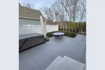 6 East Commons Drive #6, Hadley, MA 01035 - Photo 21