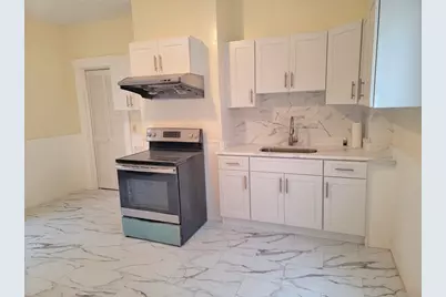 28 Bryant St, Malden, MA 02148 - Photo 5