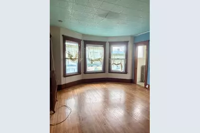 21 James St, New Bedford, MA 02740 - Photo 9