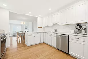 26 Westminster Dr, Marlborough, MA 01752 - Photo 5