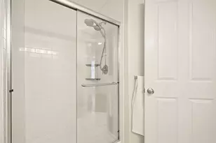 26 Westminster Dr, Marlborough, MA 01752 - Photo 25