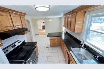 2 Carpenter Rd, Lynnfield, MA 01940 - Photo 7