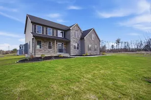 2 Scarlett Dr, East Longmeadow, MA 01028 - Photo 3