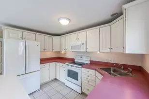 44 Surrey Dr, Mansfield, MA 02048 - Photo 27