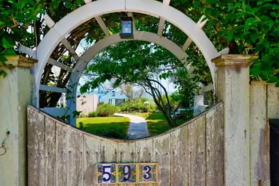 593 Commercial Street, Provincetown, MA 02657 - Photo 23