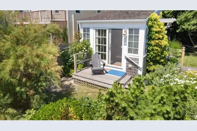 593 Commercial Street, Provincetown, MA 02657 - Photo 25