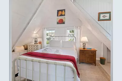 593 Commercial Street, Provincetown, MA 02657 - Photo 17