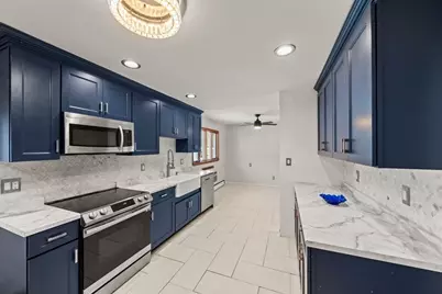 437 Lowell St, Peabody, MA 01960 - Photo 11