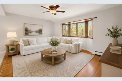 437 Lowell St, Peabody, MA 01960 - Photo 5