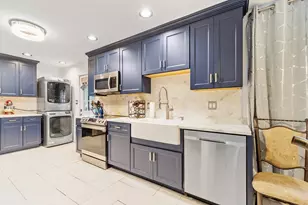 437 Lowell St, Peabody, MA 01960 - Photo 7