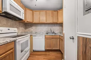 32 Thayer Pond, Oxford, MA 01537 - Photo 17