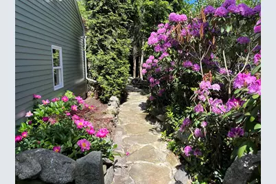 46 Perry Henderson Dr, Framingham, MA 01701 - Photo 33