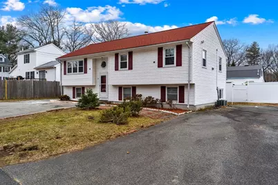 22 Osceola Ln, Billerica, MA 01821 - Photo 3
