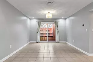 21 Margin St, Lynn, MA 01905 - Photo 5