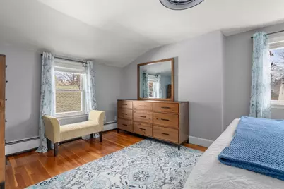 64 Newfield St, Boston, MA 02132 - Photo 19