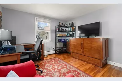 64 Newfield St, Boston, MA 02132 - Photo 25