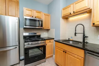 35 Chestnut St #2, Chelsea, MA 02150 - Photo 5