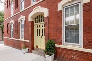 35 Chestnut St, Chelsea, MA 02150 - Photo 1