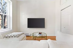 114 Chandler St, Boston, MA 02116 - Photo 3