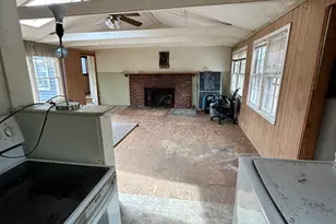 192 Lakeshore Dr, Marlborough, MA 01752 - Photo 23