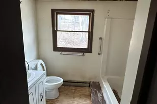 192 Lakeshore Dr, Marlborough, MA 01752 - Photo 13