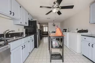 8 Oliver St, Haverhill, MA 01832 - Photo 9