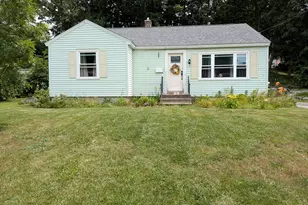 17 Daley St, Leominster, MA 01453 - Photo 1