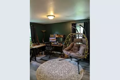 17 Daley St, Leominster, MA 01453 - Photo 15