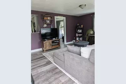 17 Daley St, Leominster, MA 01453 - Photo 11